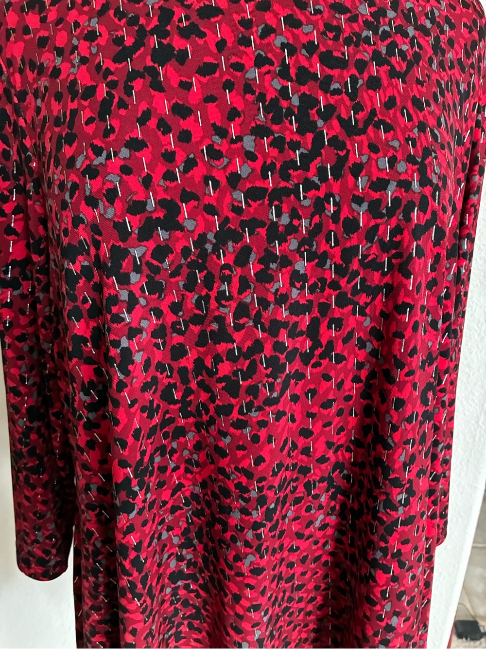 WAS $23 Rafaella tunic - Picture 3 of 6